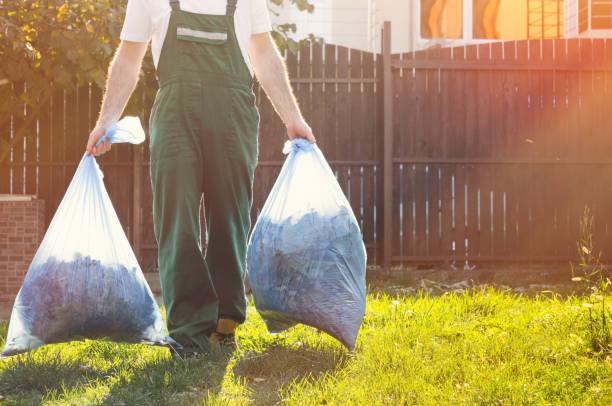 Best Yard Waste Removal  in Chigan Center, MI