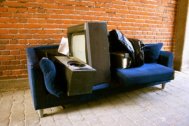 Best Trash Removal Near Me  in Chigan Center, MI